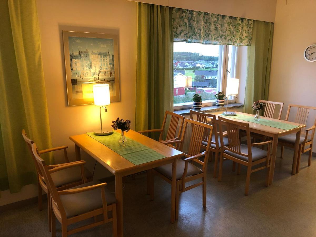 Budget Hotel Easystay 波尔沃 外观 照片