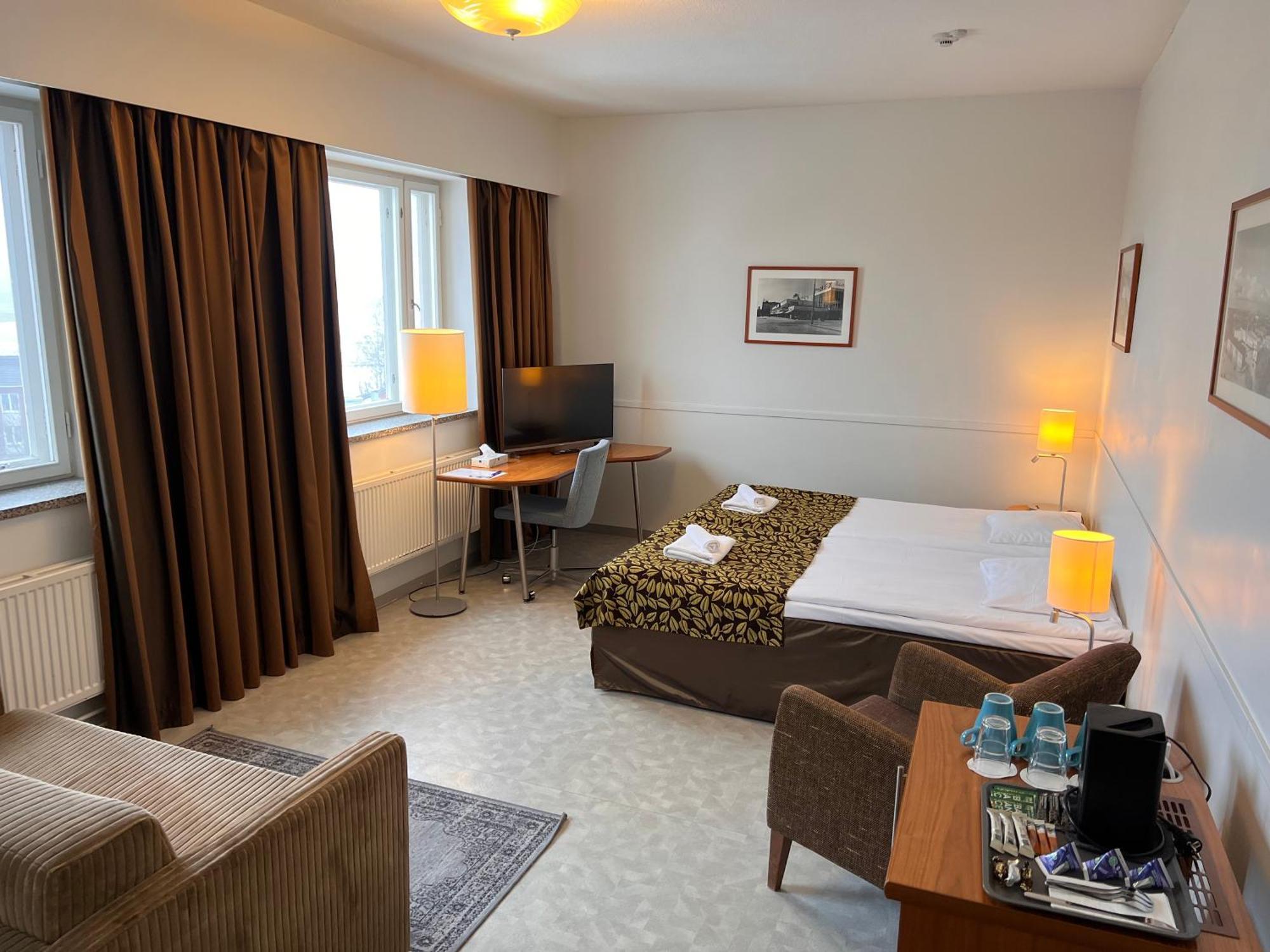 Budget Hotel Easystay 波尔沃 外观 照片