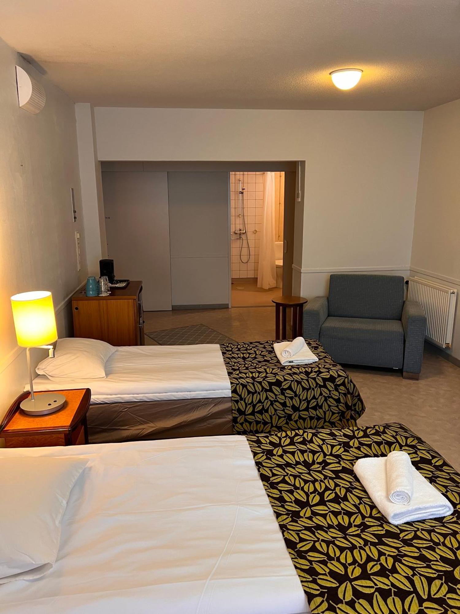 Budget Hotel Easystay 波尔沃 外观 照片